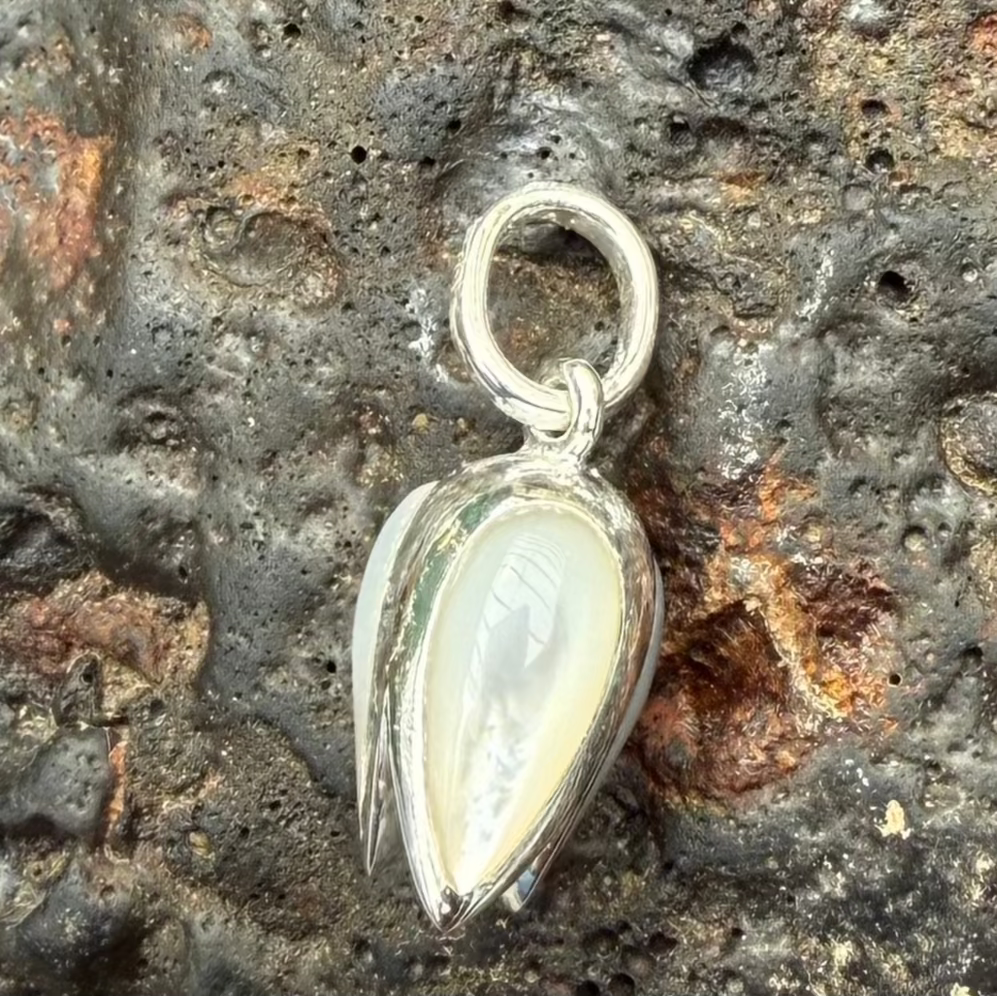Gemma-J-sterling-silver-tulip-charm-motherofpearl