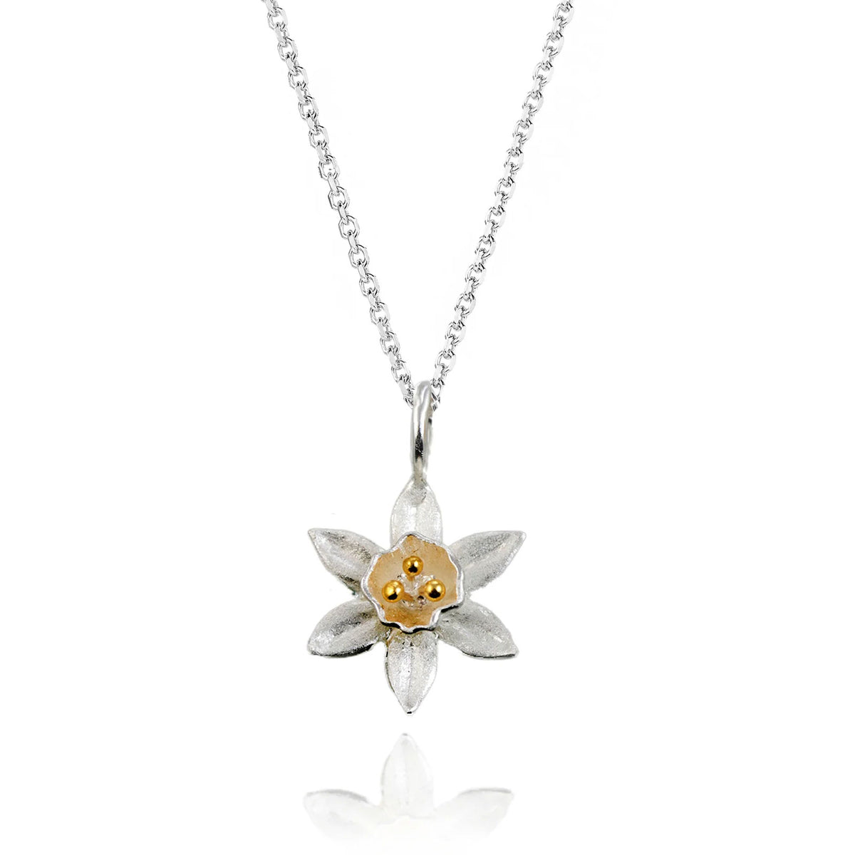 daffodil-necklace-on-white-background