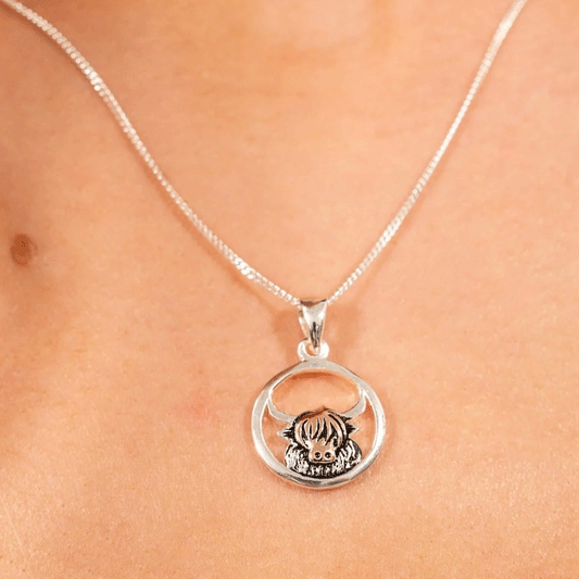 highland-cow-necklace