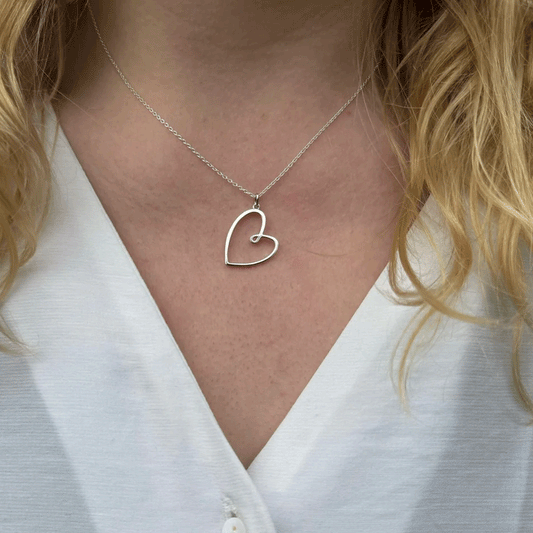 looped-heart-necklace