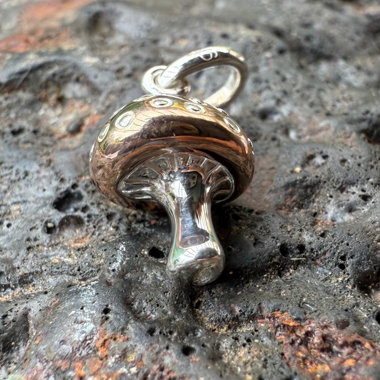 sterling-silver-mushroom-charm-from-cotswoldjewellery