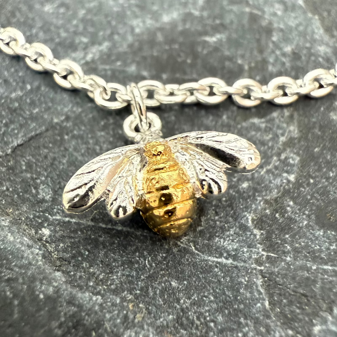 Bee-charm