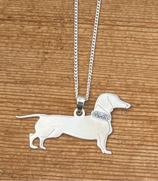 cute-dachshund-necklace-sterling-silver