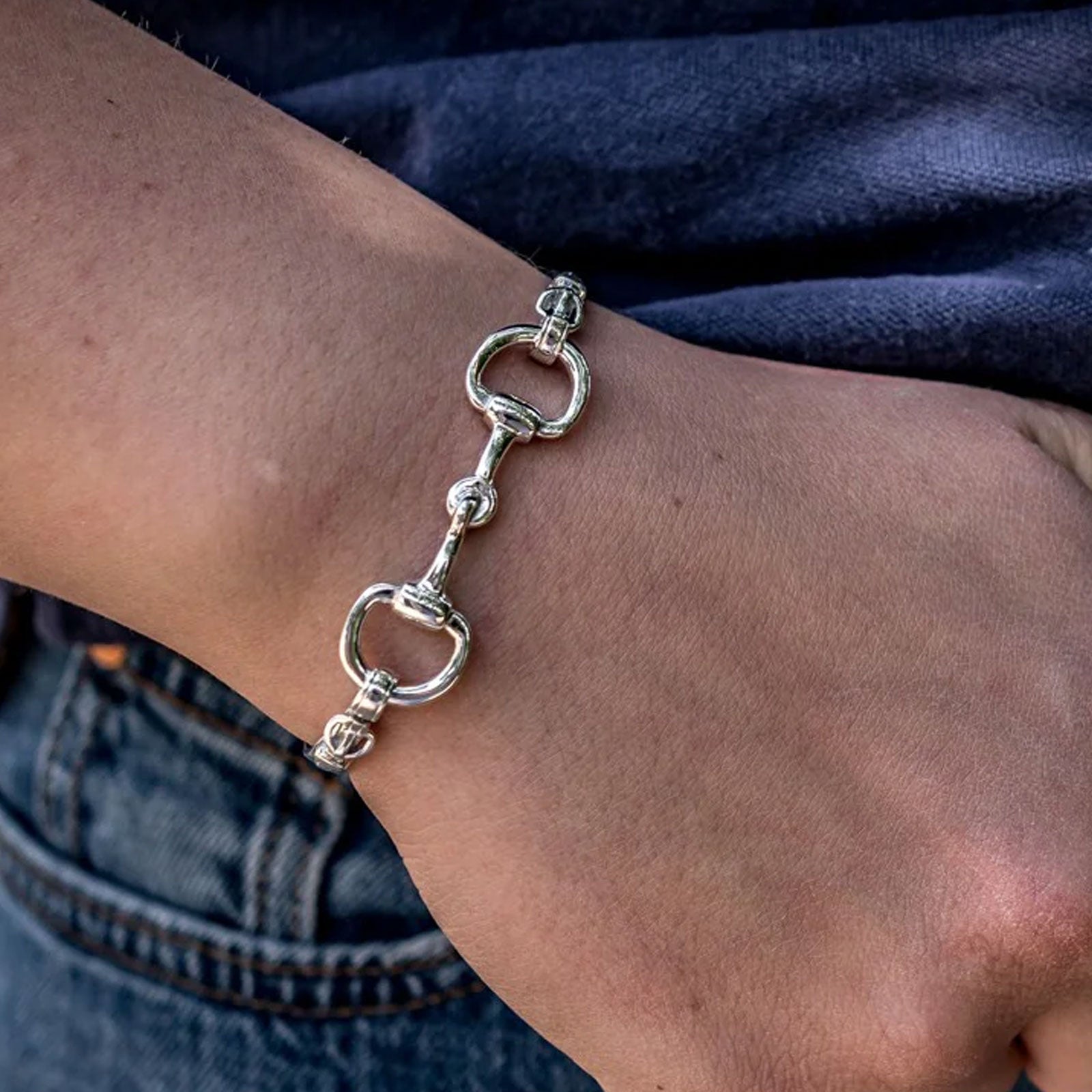 Double Snaffle with Detail Bangle - Cotswold Jewellery