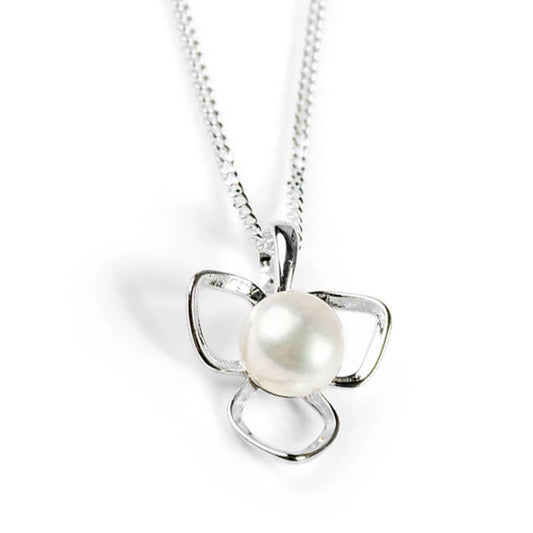 Pearl & Silver Flower Necklace