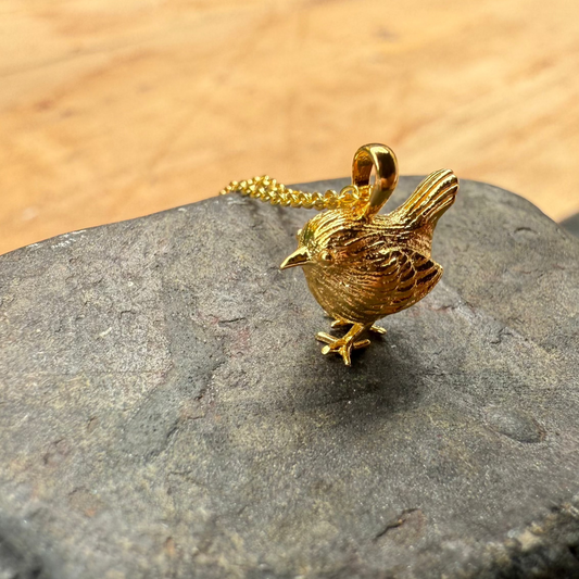 gorgeous-gold-wren-necklace-from-cotswoldjewellery