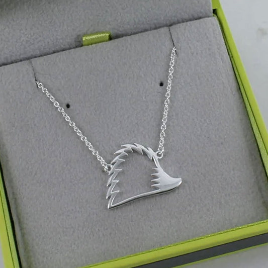 hedgehog-necklace-in-ewellery-box
