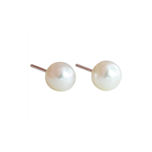 pearl-stud-earrings