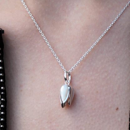 Pearled Tulip Necklace - Cotswold Jewellery