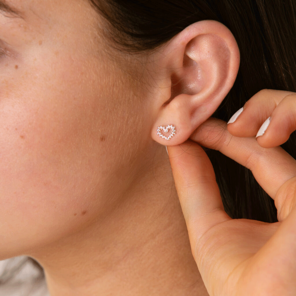  silver-leafed-heart-earrings