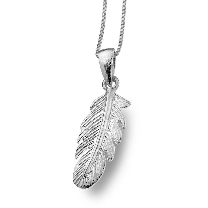 feather-necklace