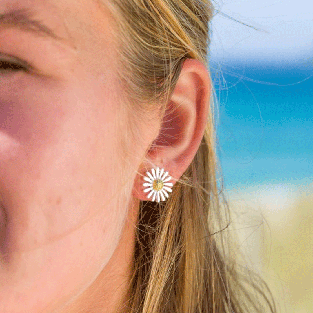 Super Daisy Earrings